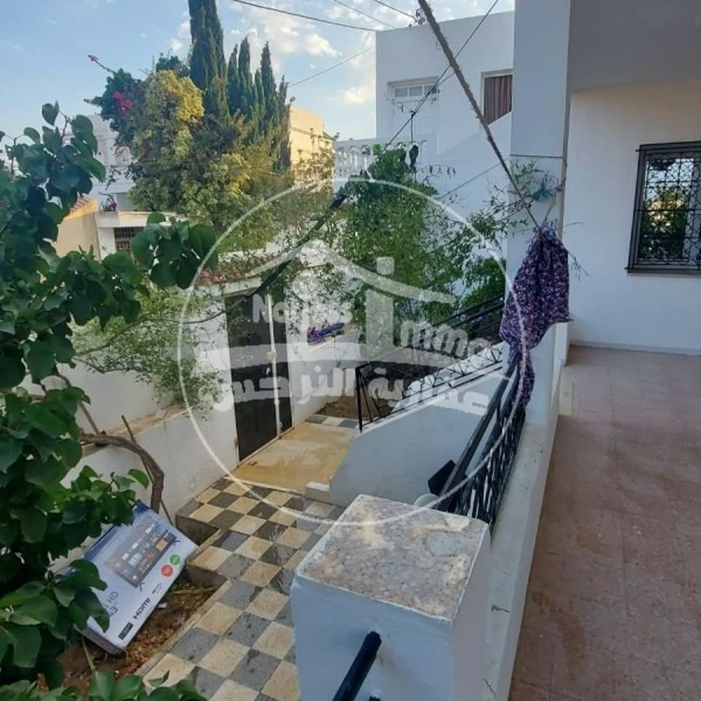 villa à louer à chot mariem