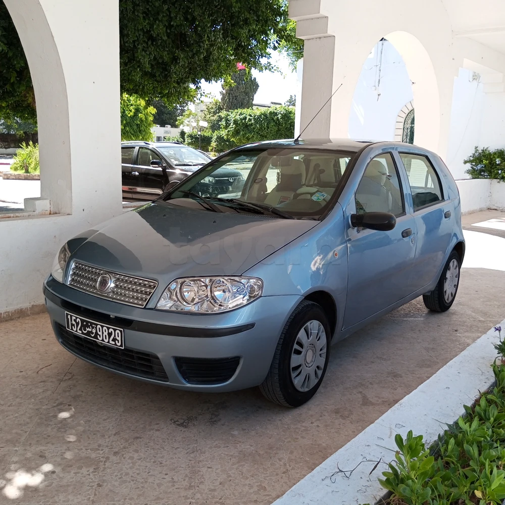 Carte voiture Fiat Punto