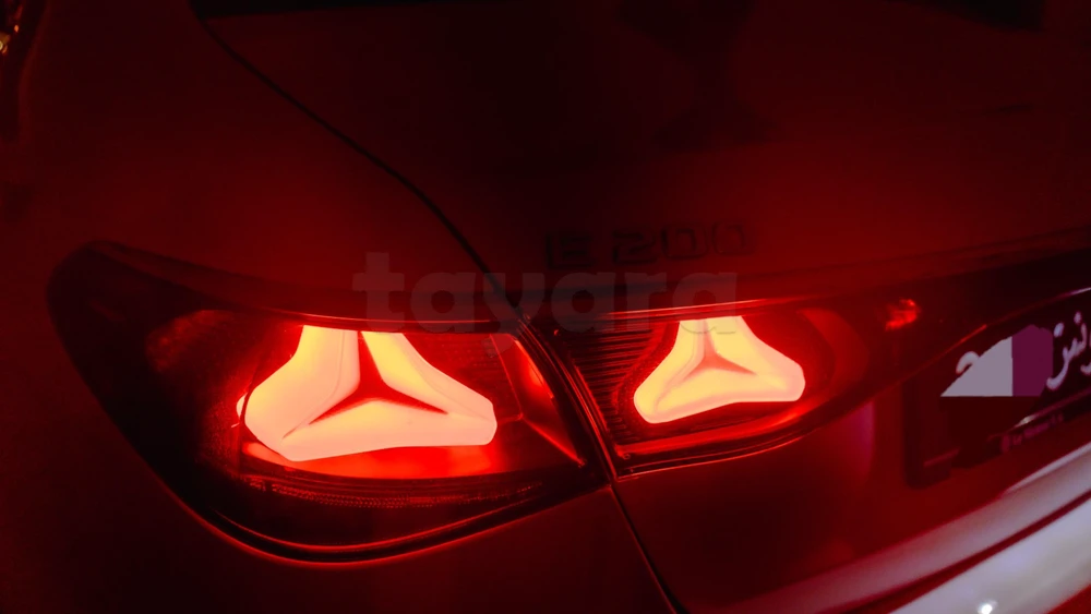 Carte voiture Mercedes-Benz Classe E