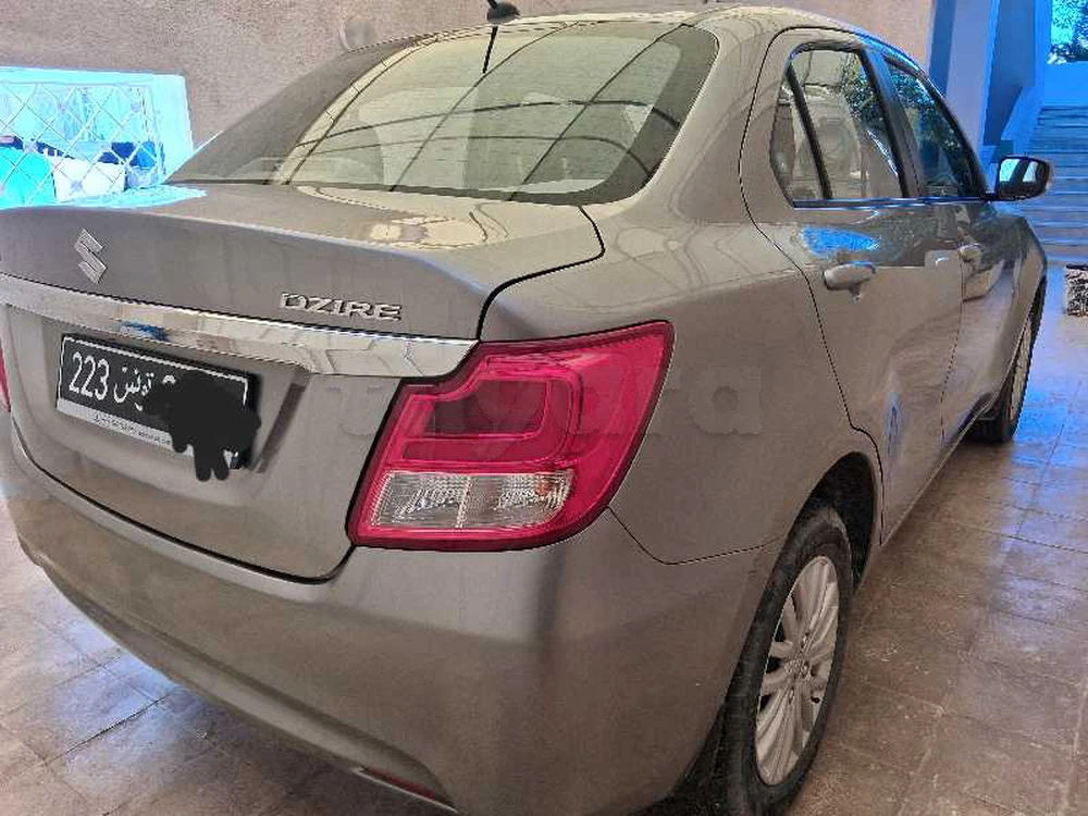 Carte voiture Suzuki Swift