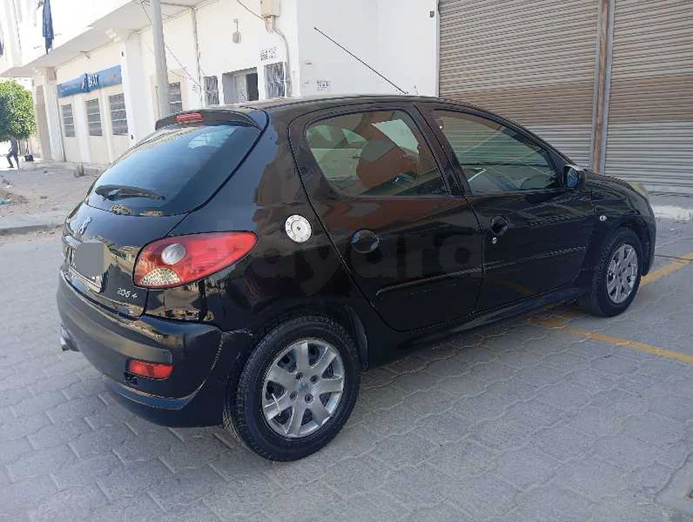 Peugeot 206