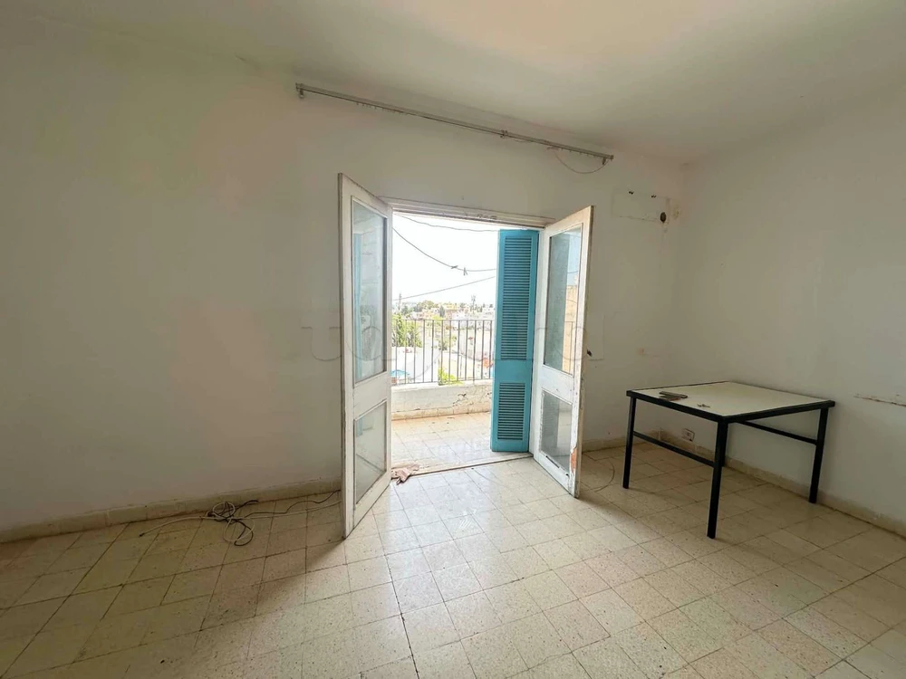 APPARTEMENT S+2 A RENOVER EZZAHRA LYCEE