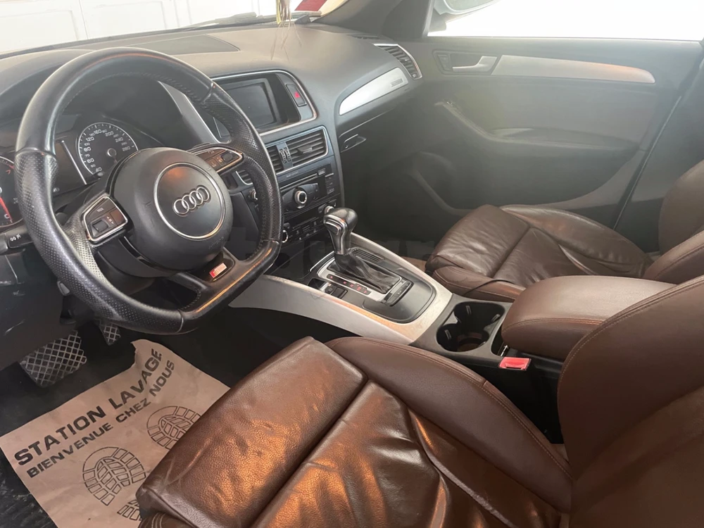 Carte voiture Audi Q5