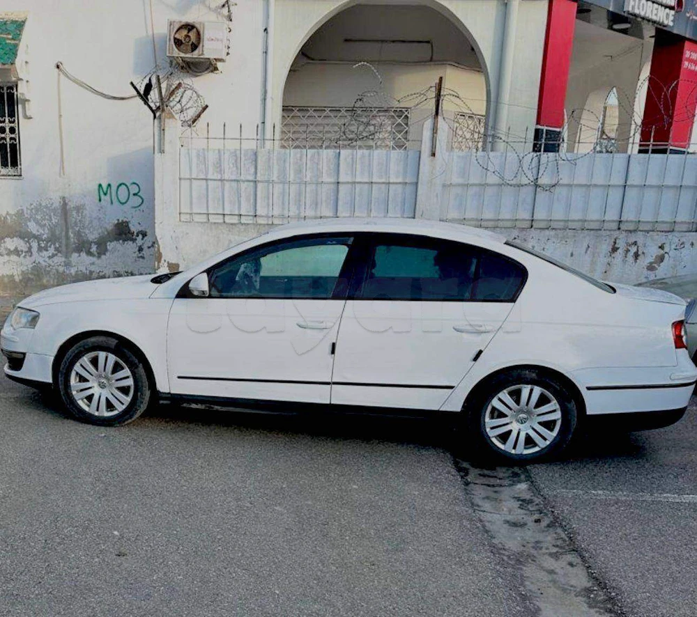 Carte voiture Volkswagen Passat