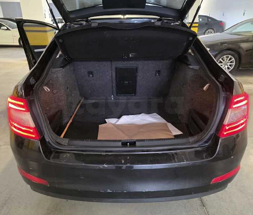 Carte voiture Skoda Octavia