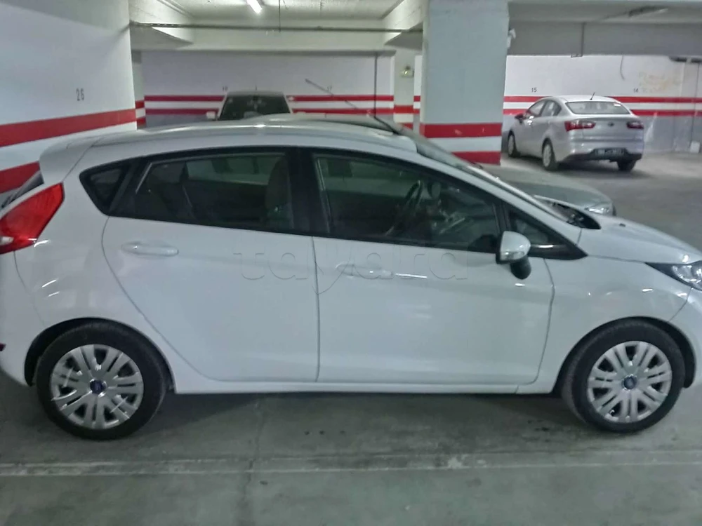 Carte voiture Ford Fiesta