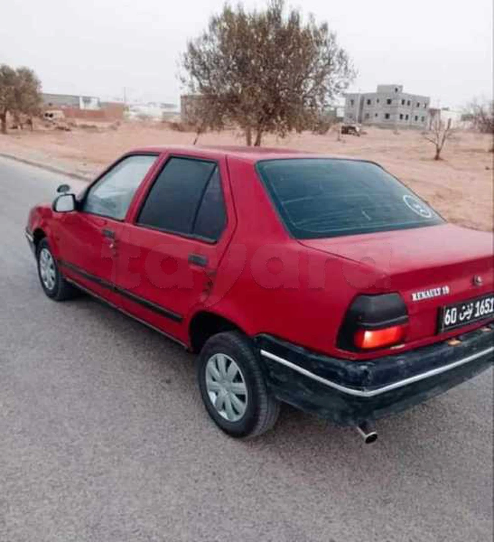 Carte voiture Renault 19