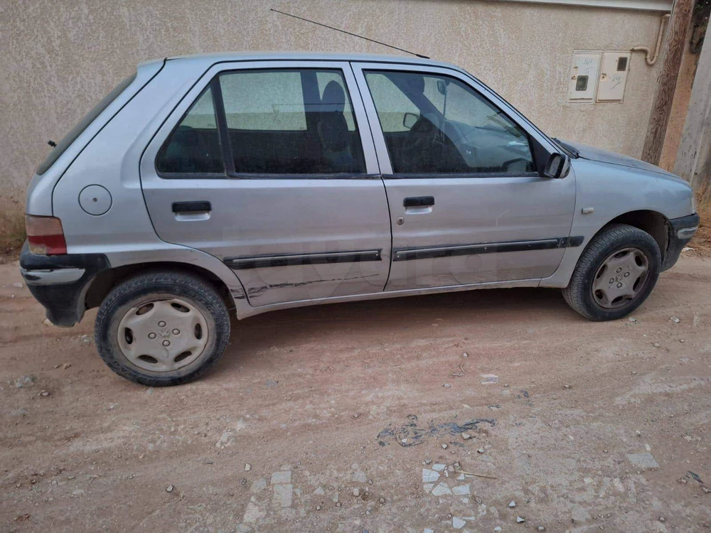 Peugeot 106
