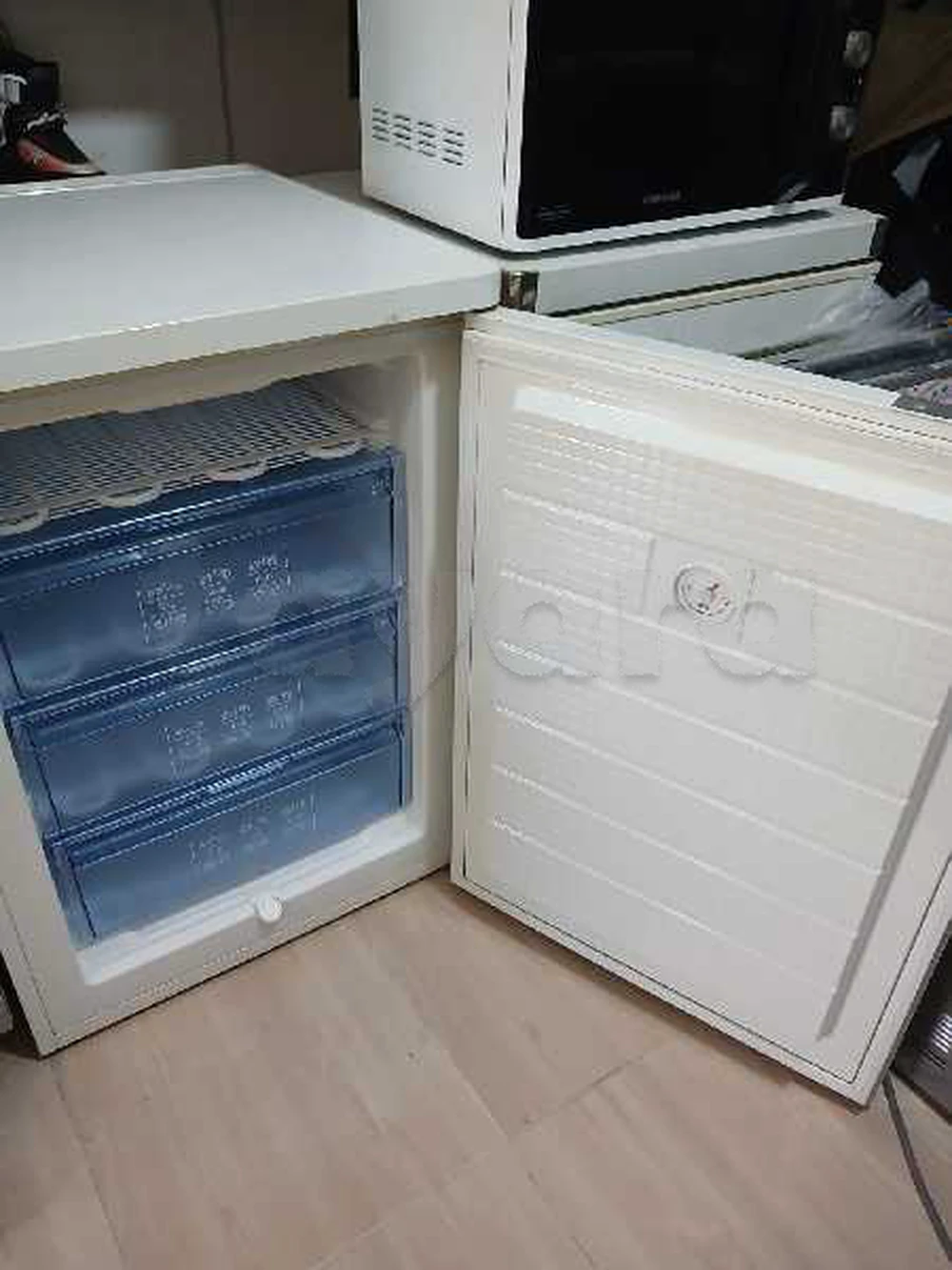 congélateur BOSCH armoire 3 étages importé