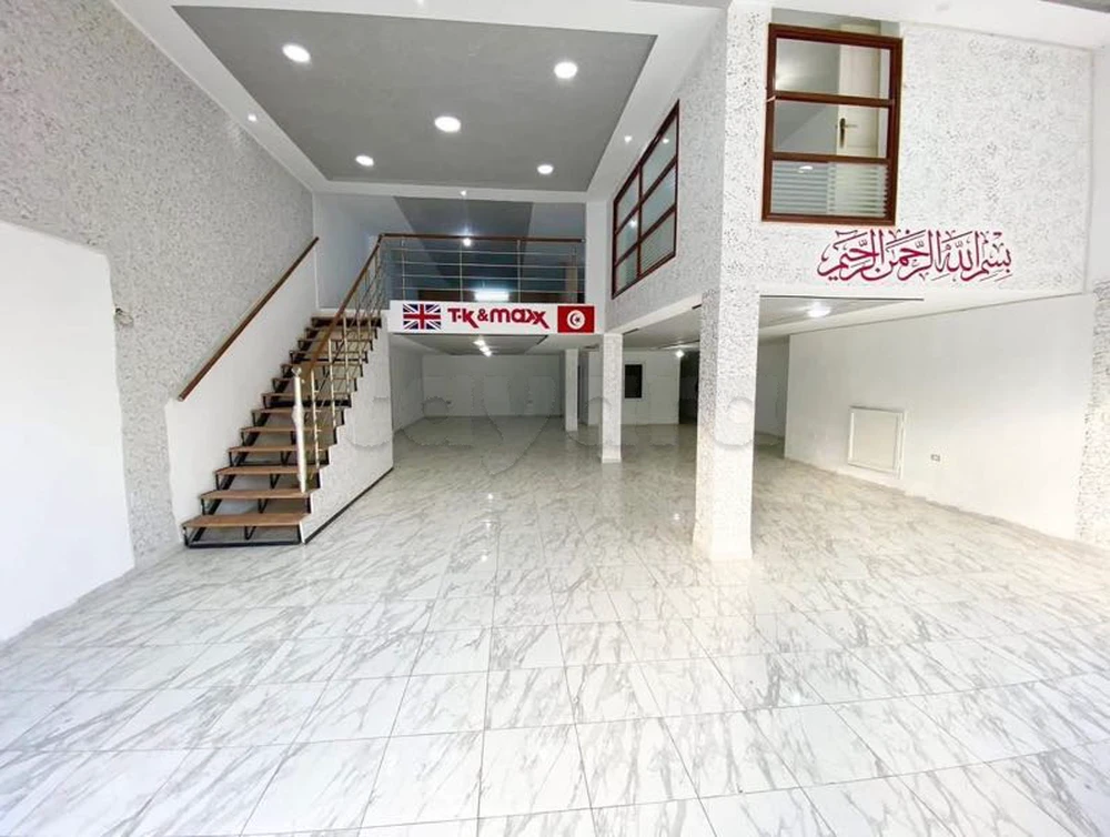 Local commercial à Louer au Centre Ville Sfax 22299357