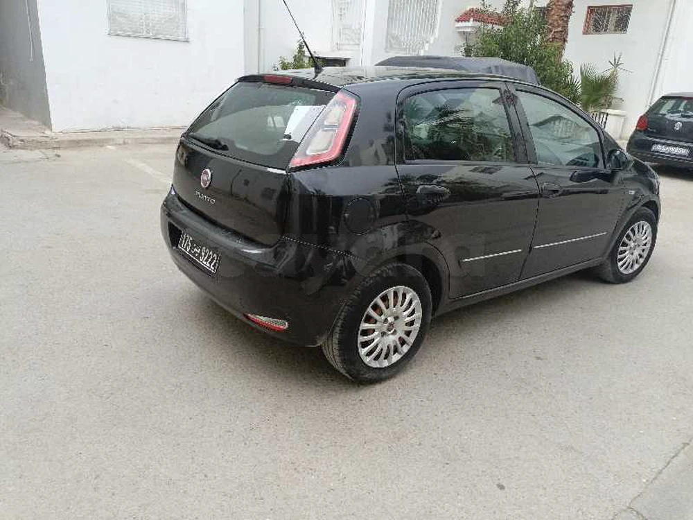 Carte voiture Fiat Grande Punto