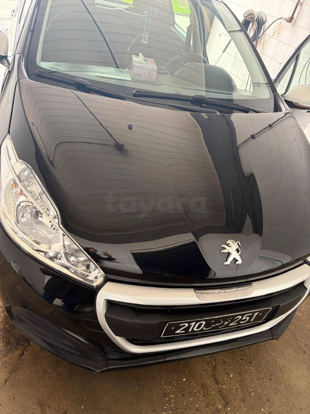 Carte voiture Peugeot 208