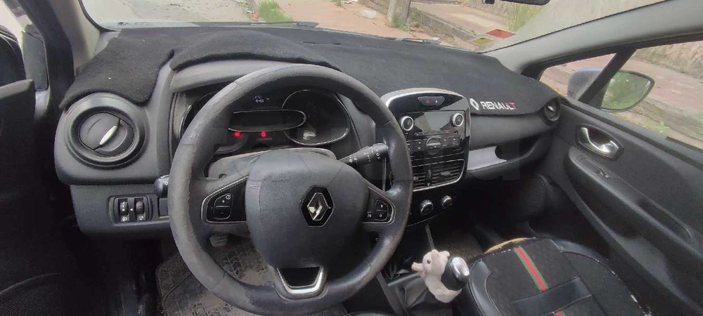 Carte voiture Renault Clio