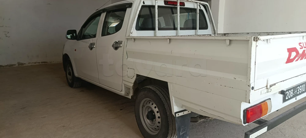 Isuzu D-Max