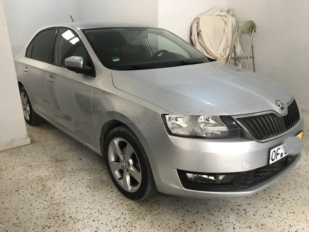 Carte voiture Skoda Rapid