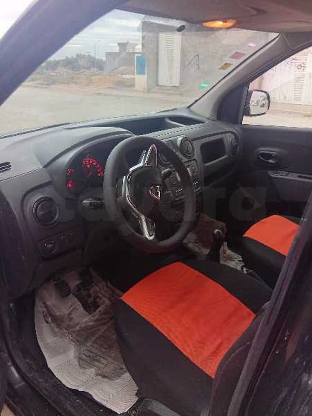 Carte voiture Dacia Dokker