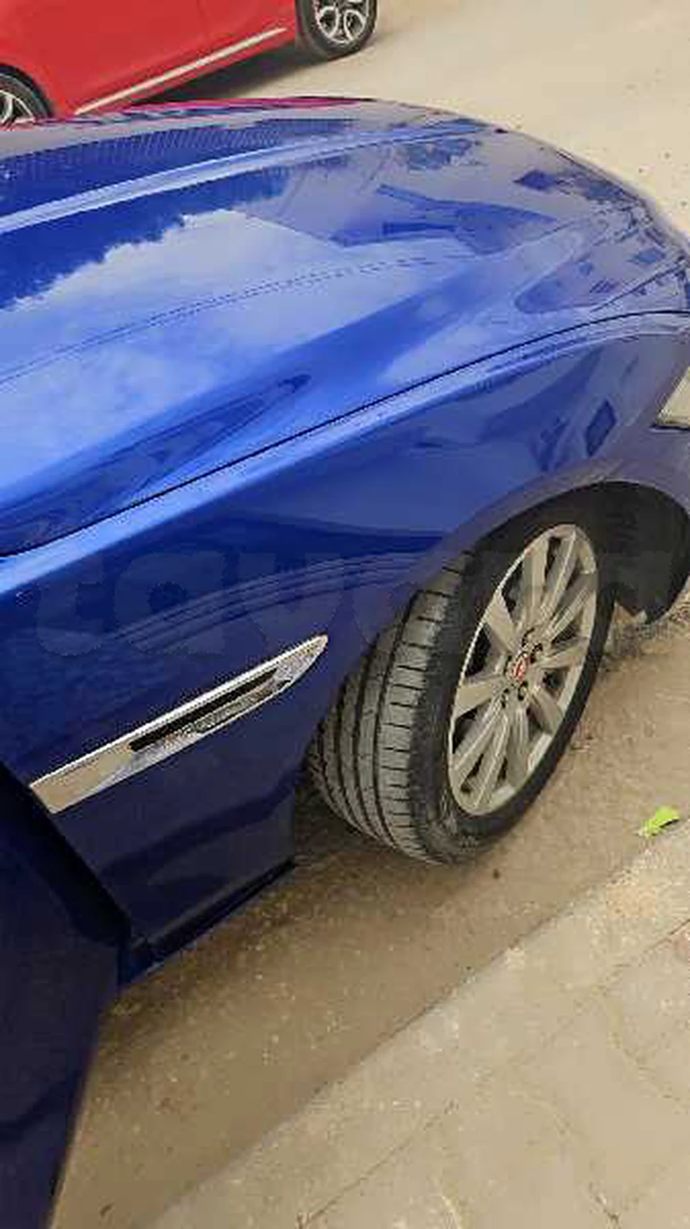 Jaguar XF