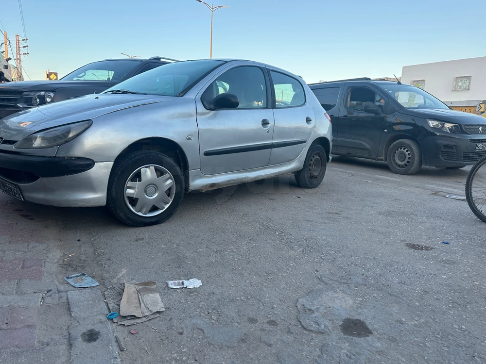 Peugeot 206