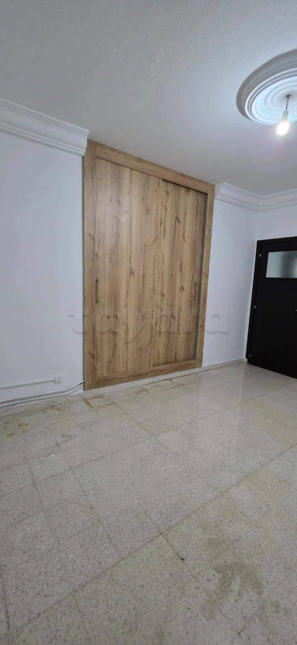 📢A vendre un mignon appartement S+2 à la Cité Olympique🎈