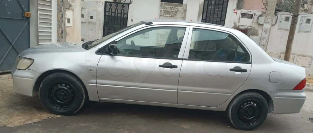 Carte voiture Mitsubishi Lancer