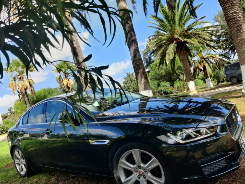 Jaguar X-Type