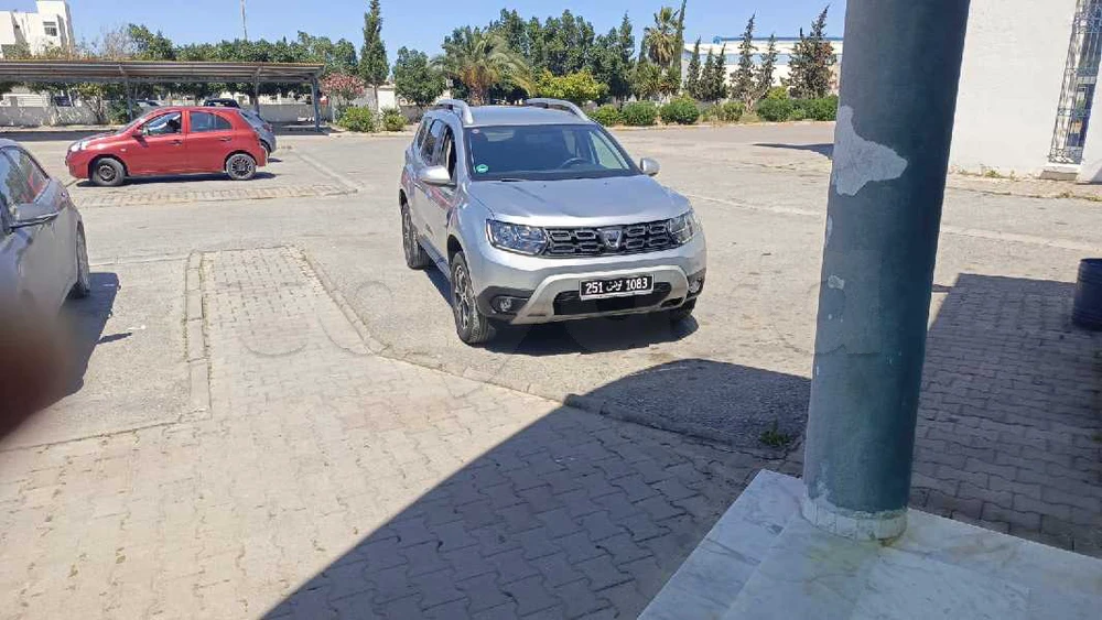 Carte voiture Dacia Duster