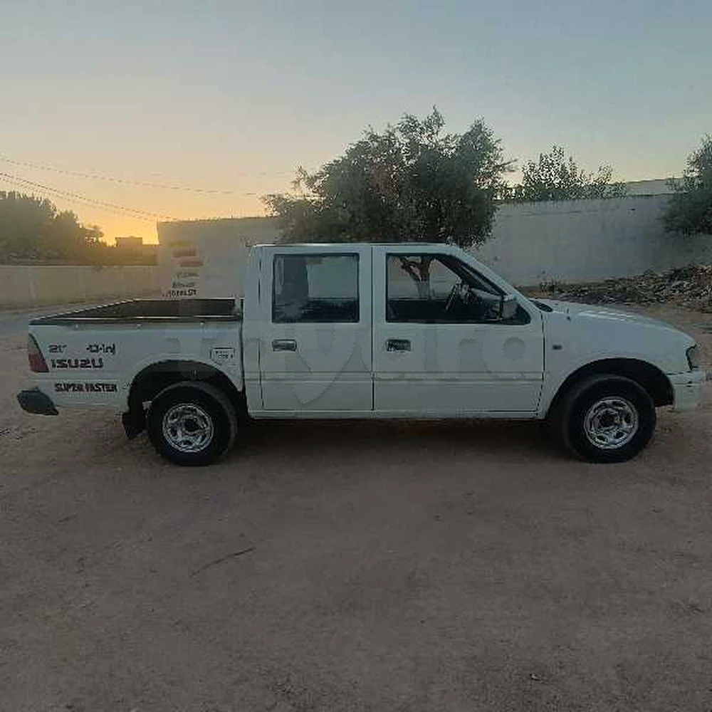 Isuzu Trooper
