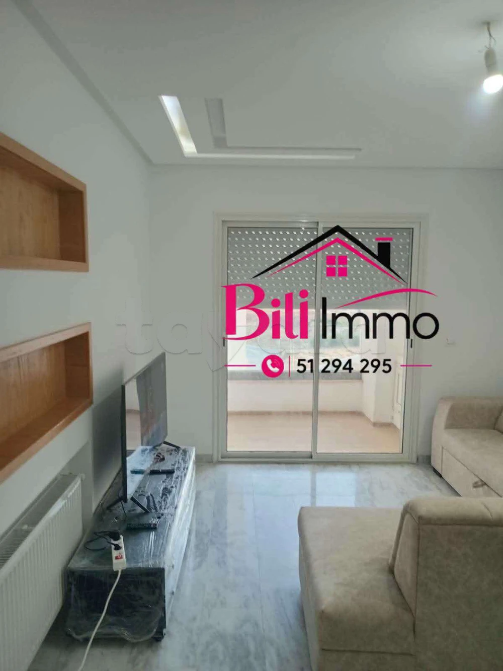 Un appartement s+1 avec parking sous sol