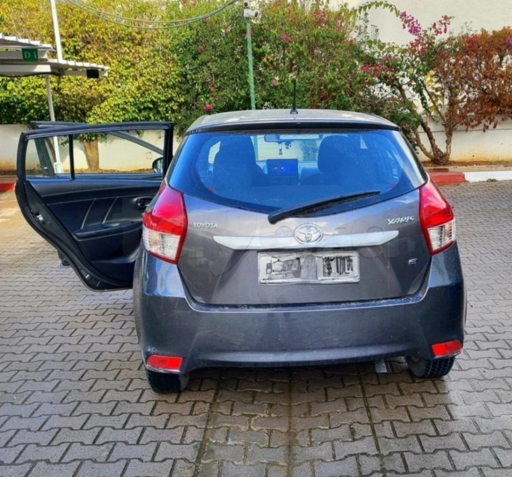 Carte voiture Toyota Yaris