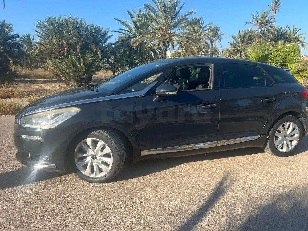 Carte voiture Citroen DS5