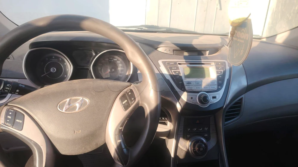 Carte voiture Hyundai Elantra