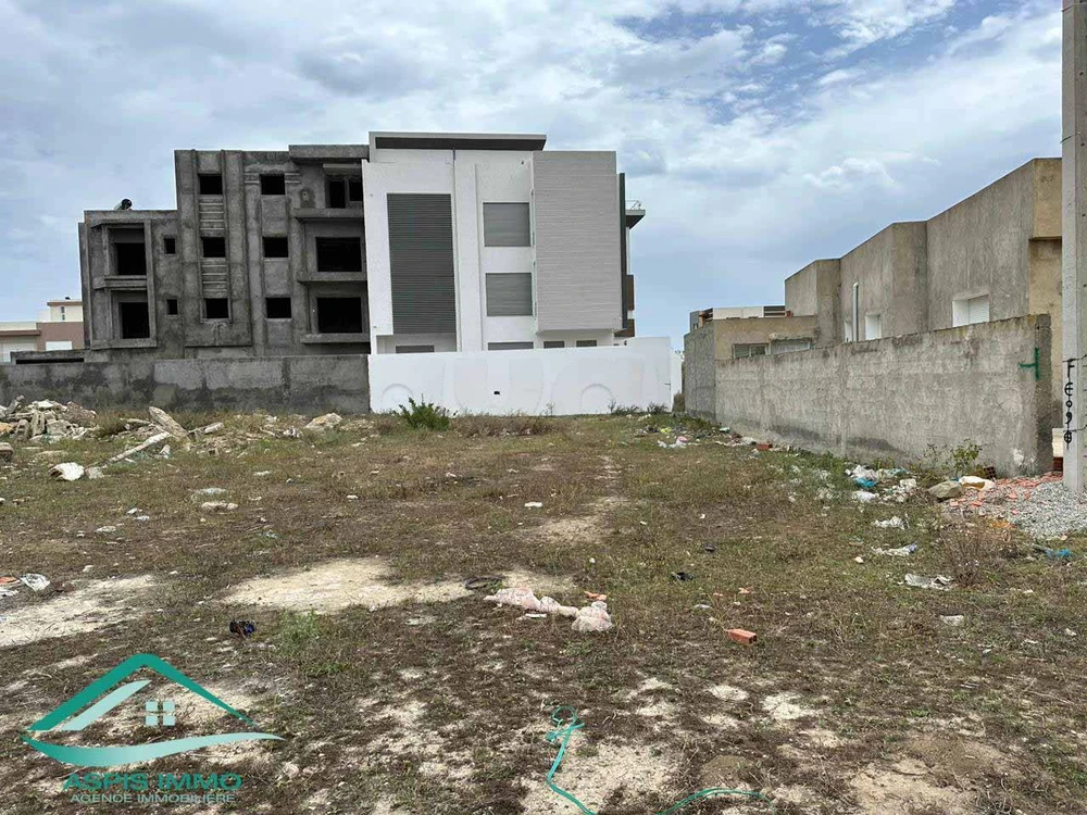 Terrain d'habitation 322 m² à cité Mirdès Kelibia