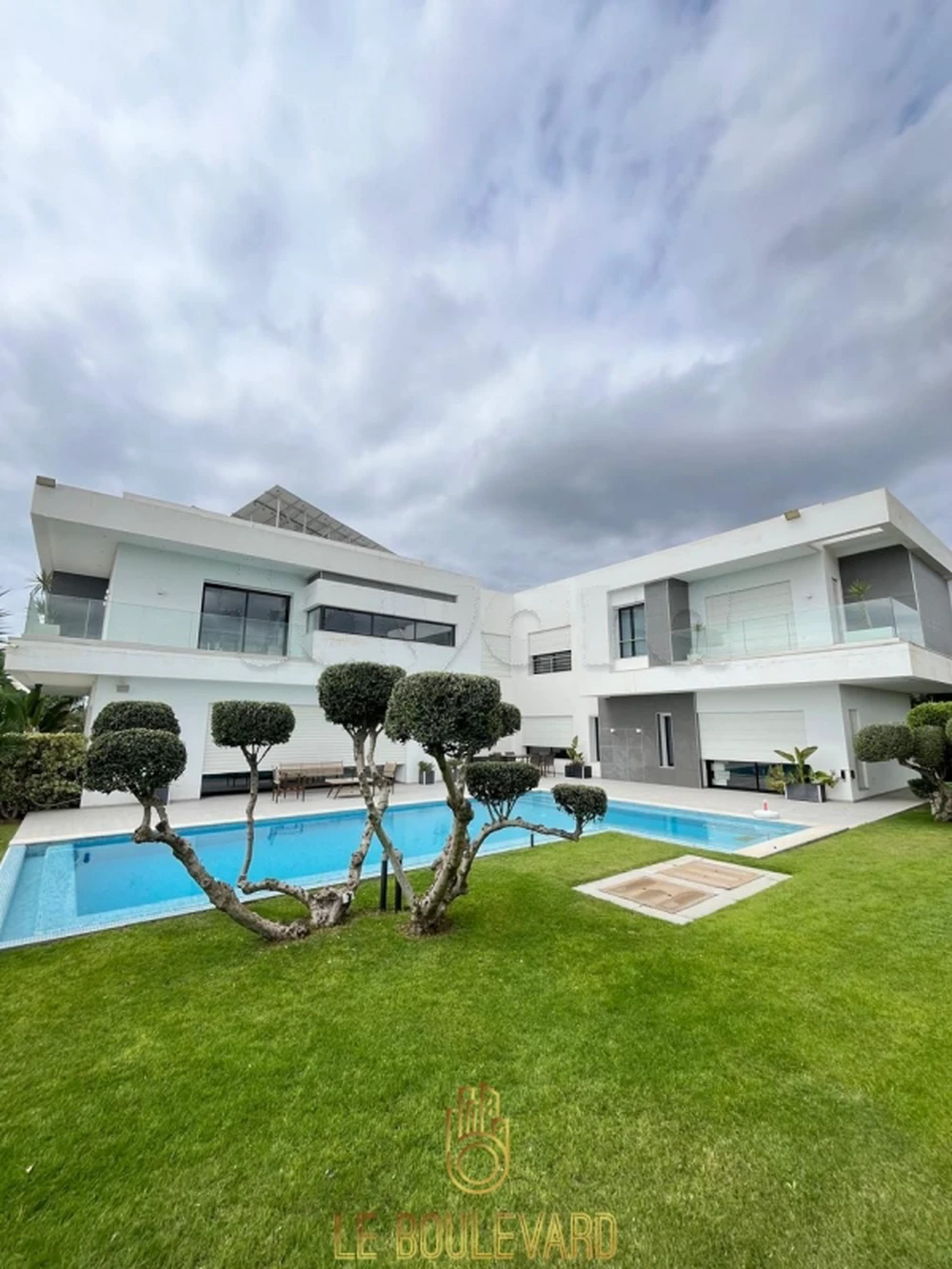 Villa de maître S+6 avec piscine à Mrezge, Hammamet