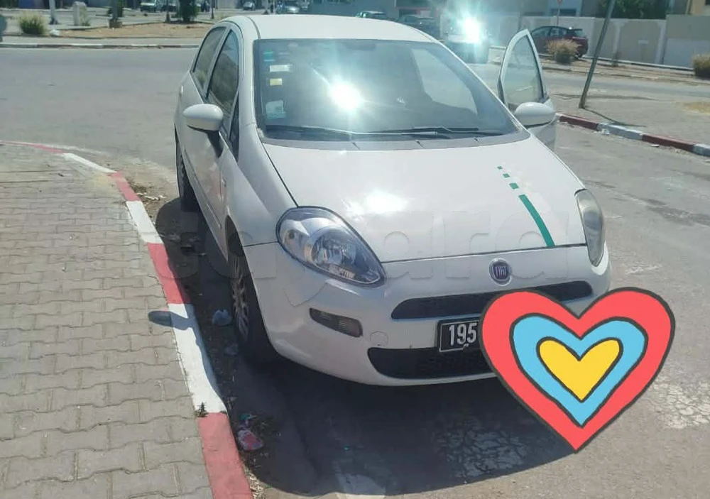 Carte voiture Fiat Punto