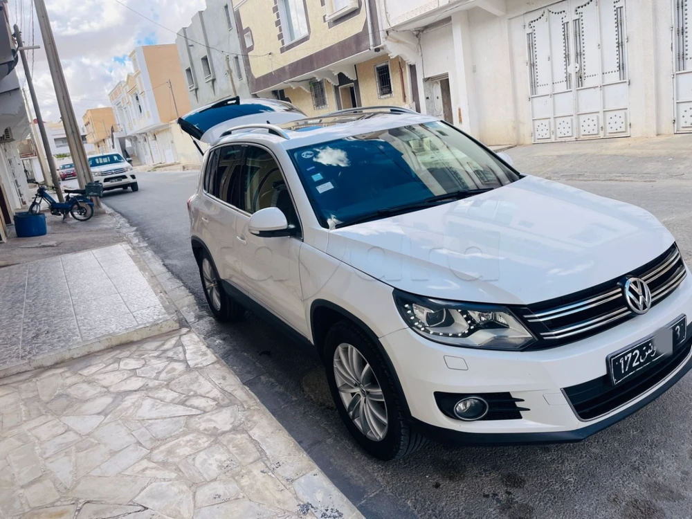 Carte voiture Volkswagen Tiguan