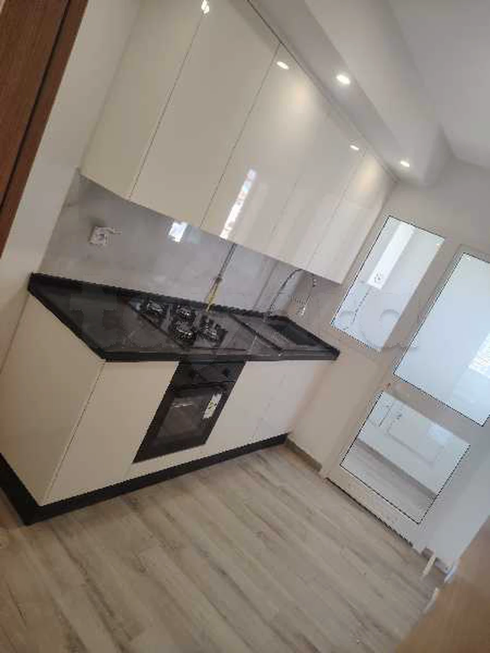 A louer appartement S +1 hts près rond point technopol et Ariana soghra