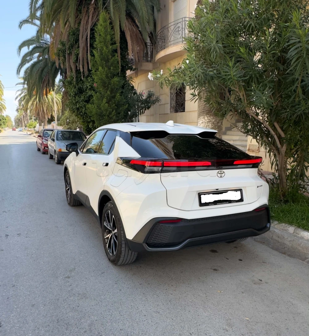 TOYOTA C-HR à vendre
