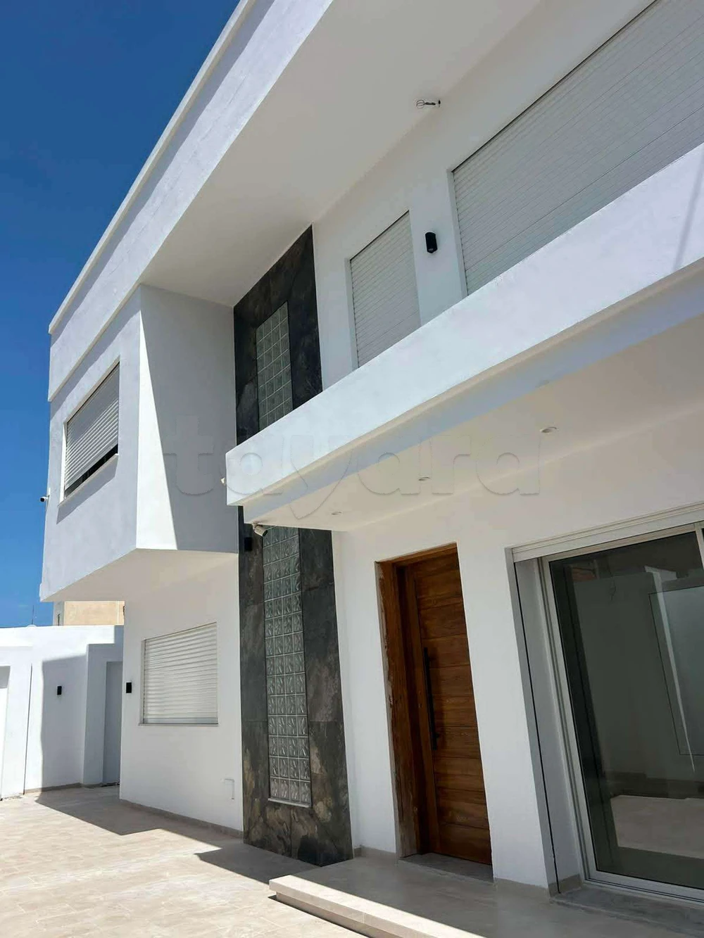 Une villa à vendre situé à la rue de 14 janvier Bizerte