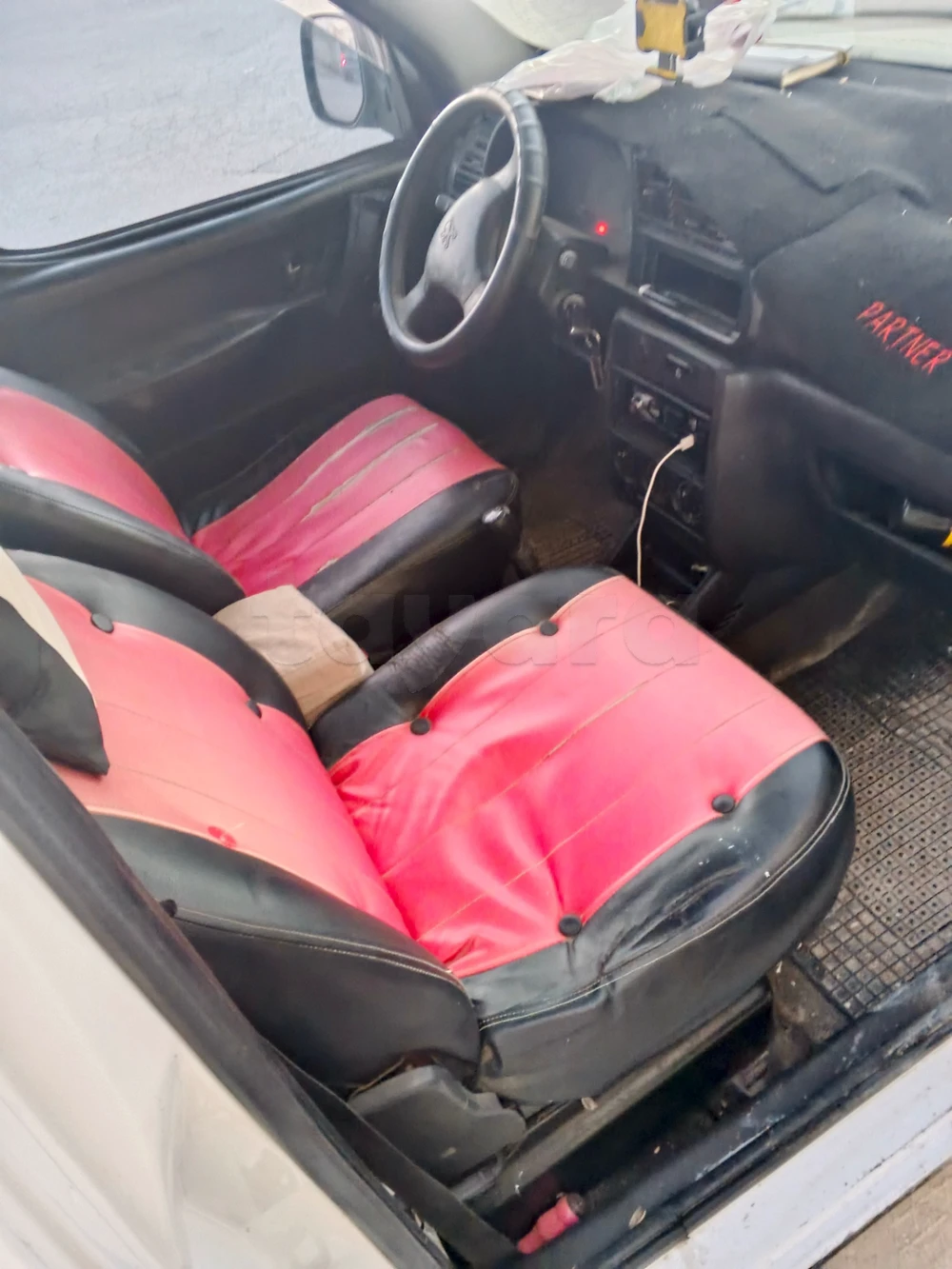 Carte voiture Peugeot Partner