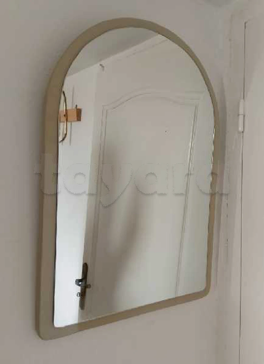 miroir en bois (dimension 65/45 cm)