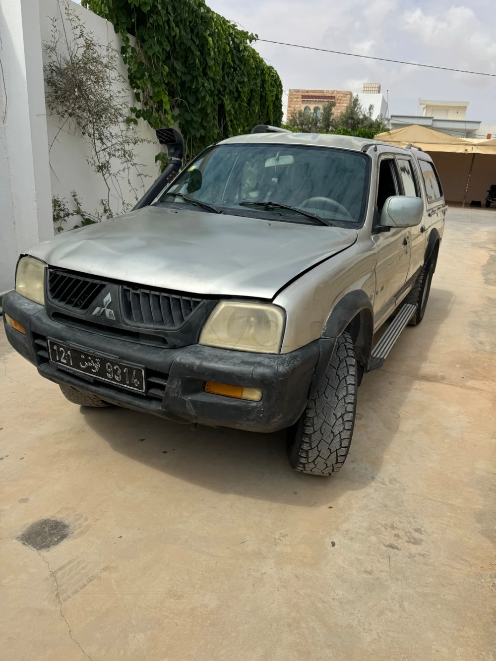 Carte voiture Mitsubishi L200