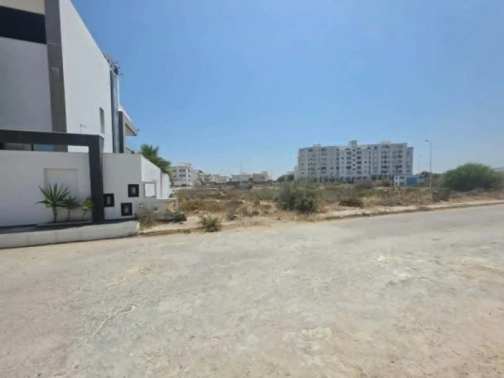 Terrain de 494 m² à Borj Cedria