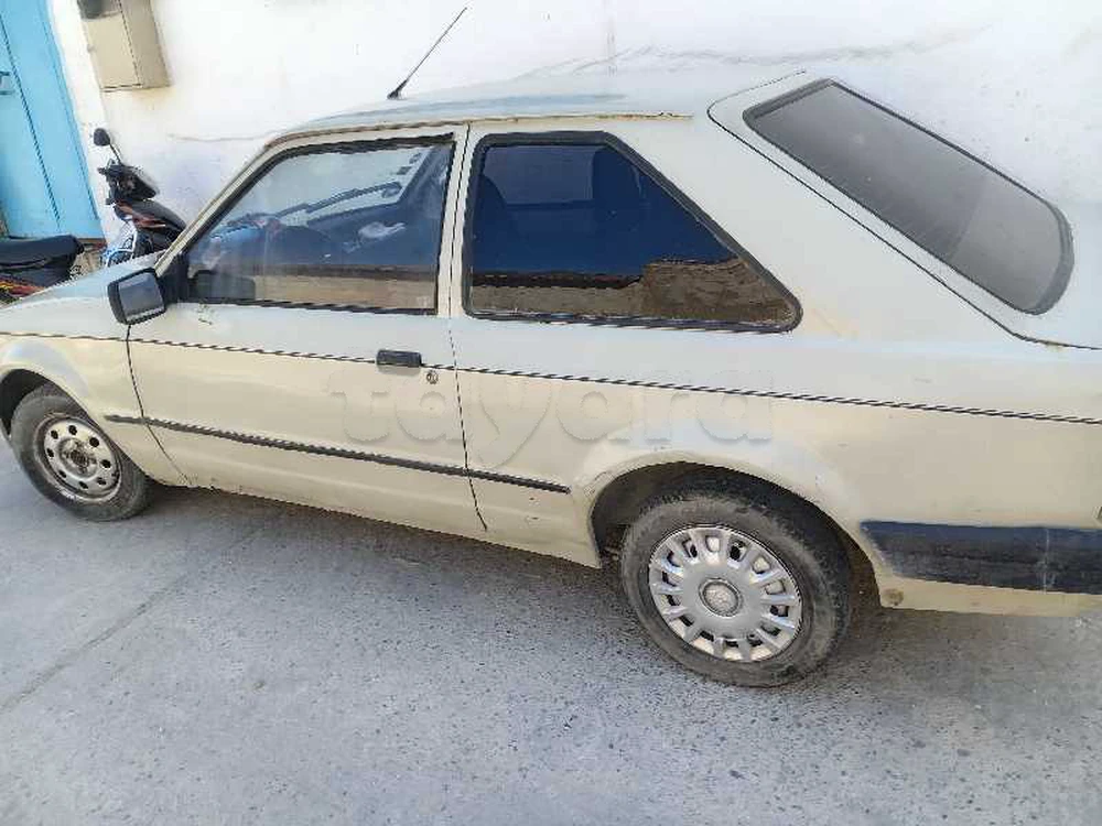 Carte voiture Ford Escort
