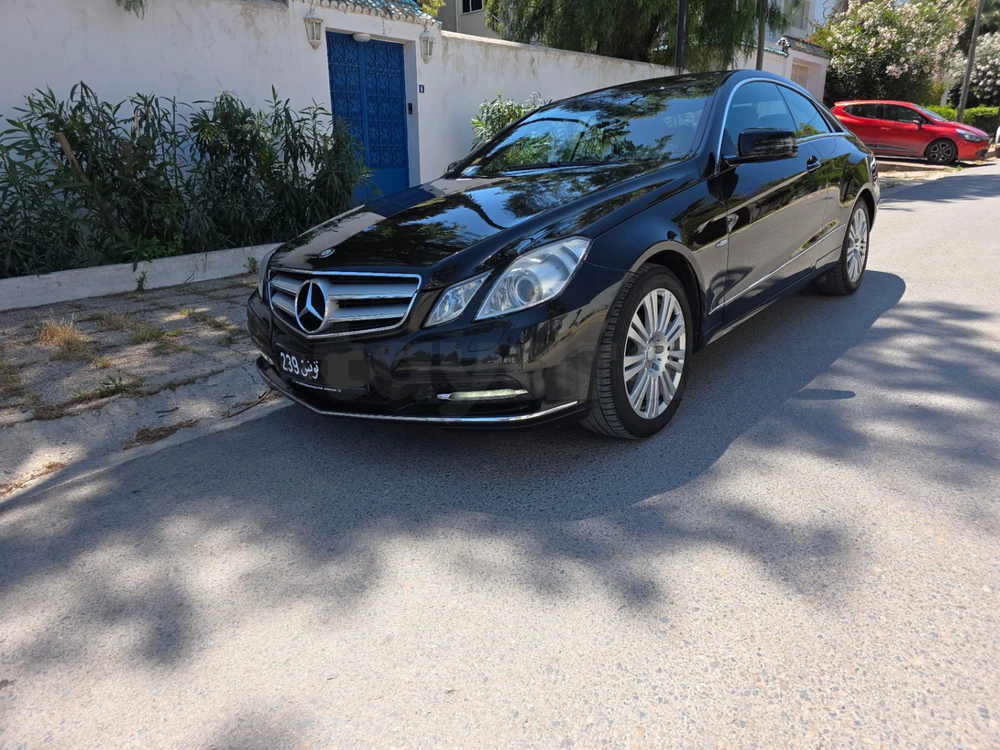 Carte voiture Mercedes-Benz Classe E
