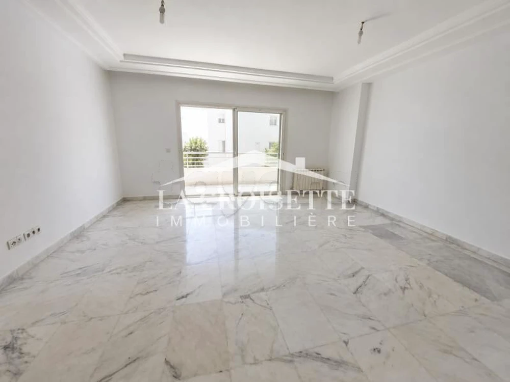 Appartement S+3 avec chambre de service à louer au Lac2 MAL1136