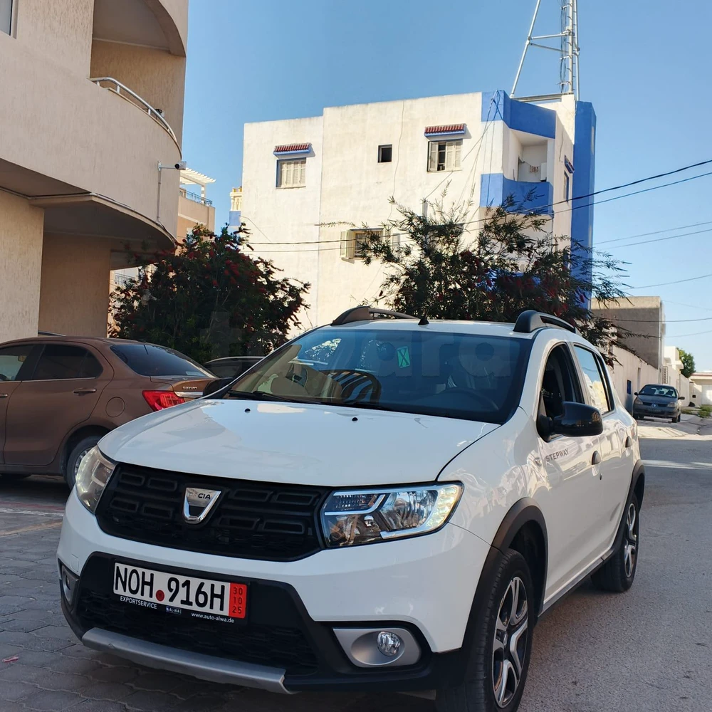 Carte voiture Dacia Sandero