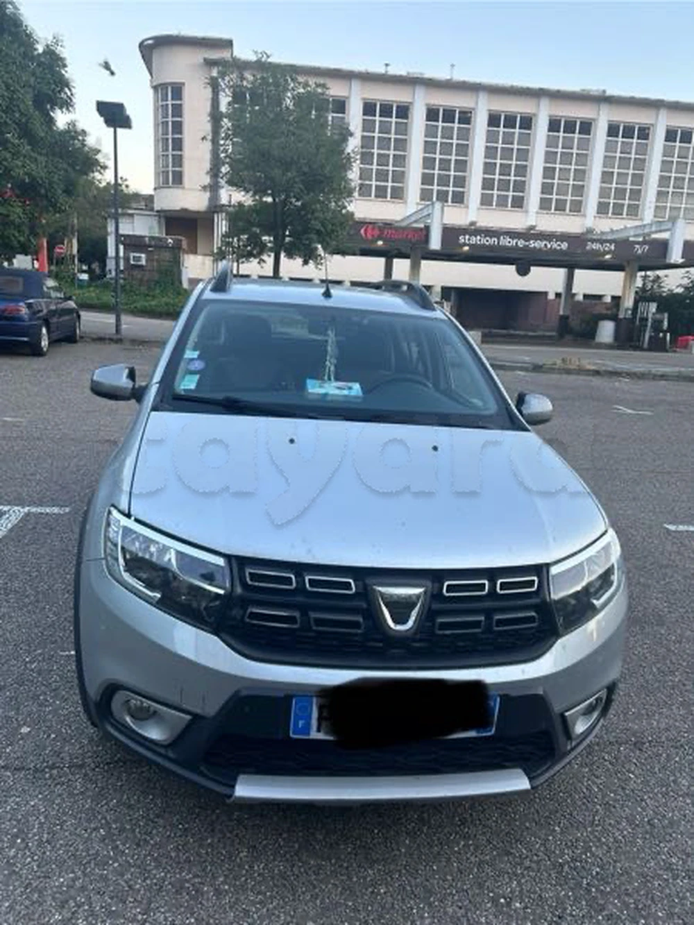 Carte voiture Dacia Sandero