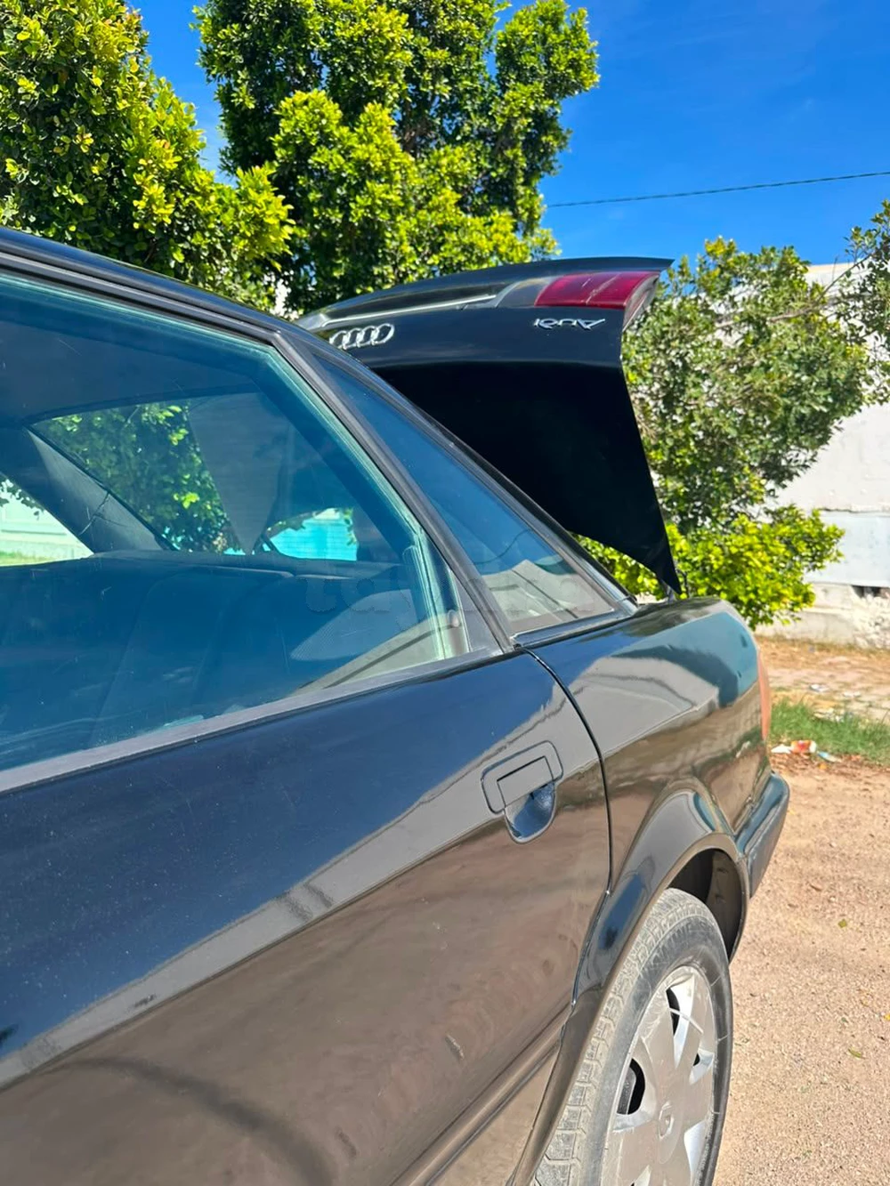 Audi 80