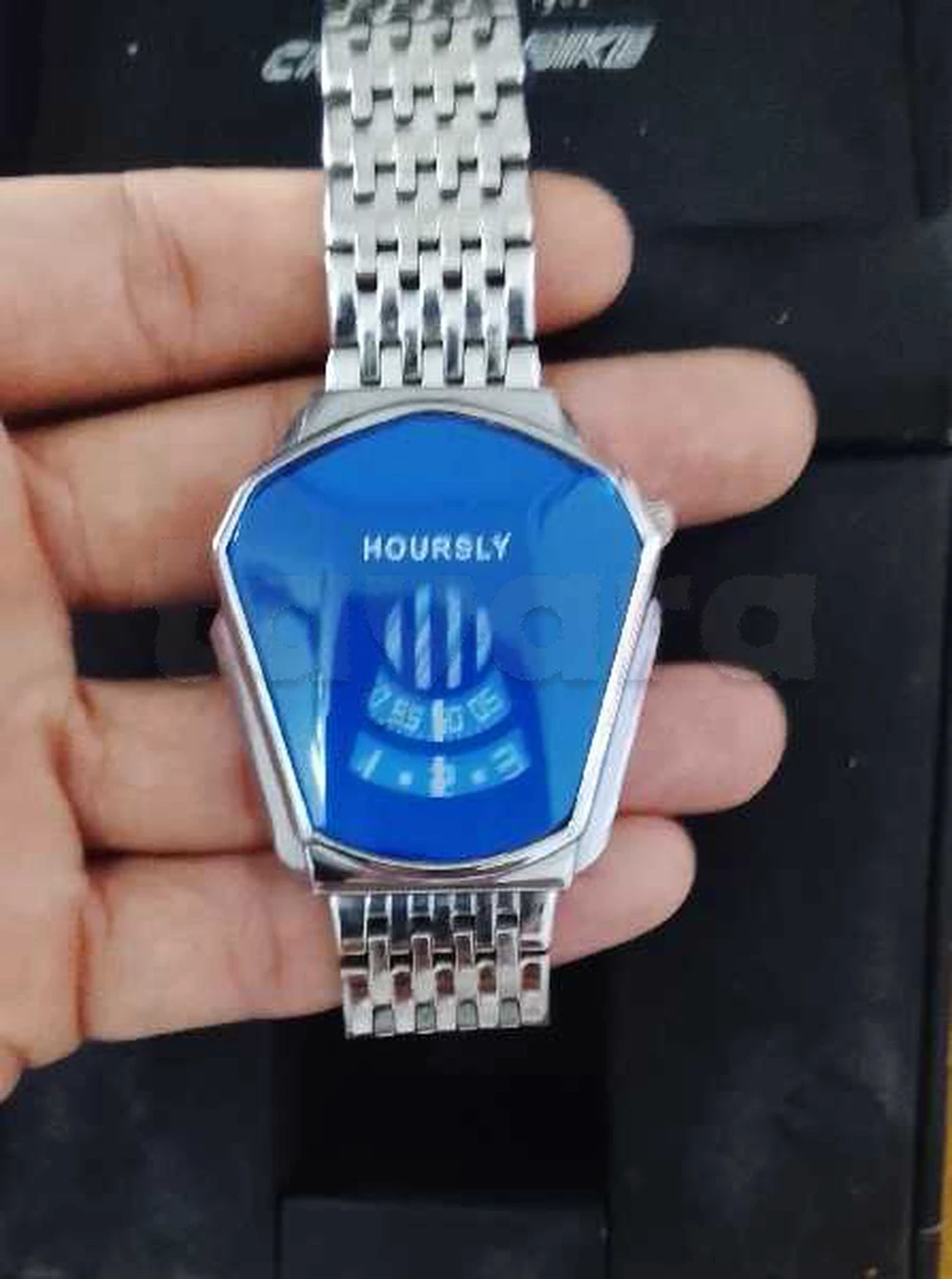 HOURSLY 🔥 80