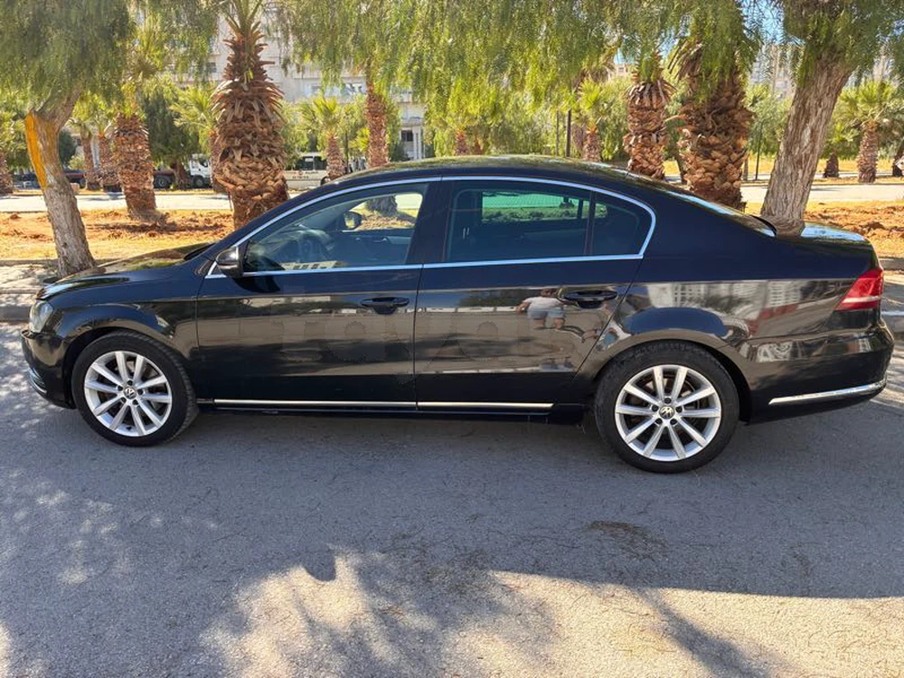 Carte voiture Volkswagen Passat